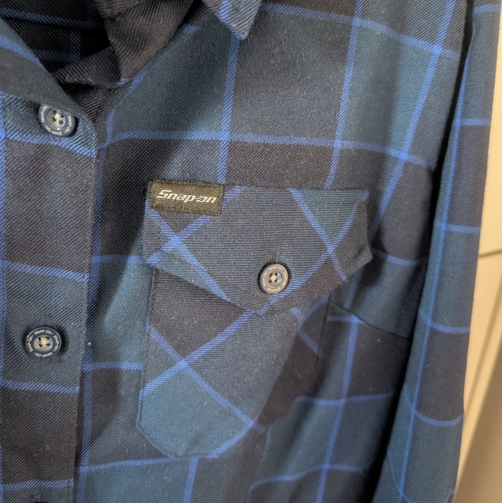 Dixxon Blue Flannel With Snap-on Pocket Logo - Women's Large - Picture 3 of 7